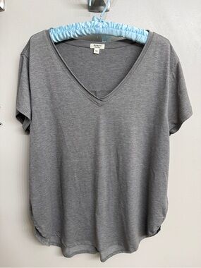 Dylan Gray V-Neck Relaxed Stretch Tee Women's XL